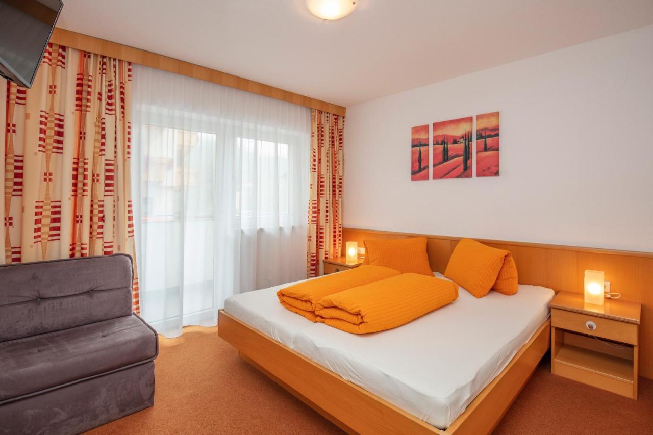 Casa Bianco Apartment Solden Bagian luar foto